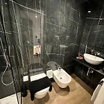 Πανσιόν Black & White