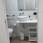 Black & White Πανσιόν