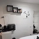 Πανσιόν Black & White