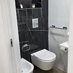 Black & White Μπάρι