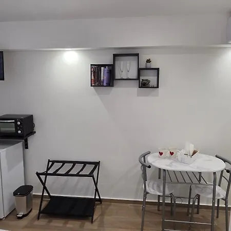 Black & White Μπάρι