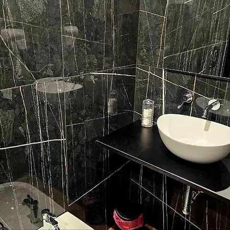 Black & White Luxury Guest house