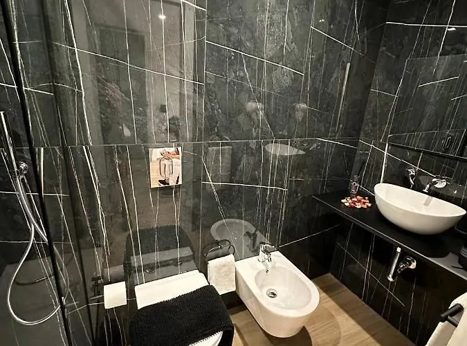 Guest house Black & White